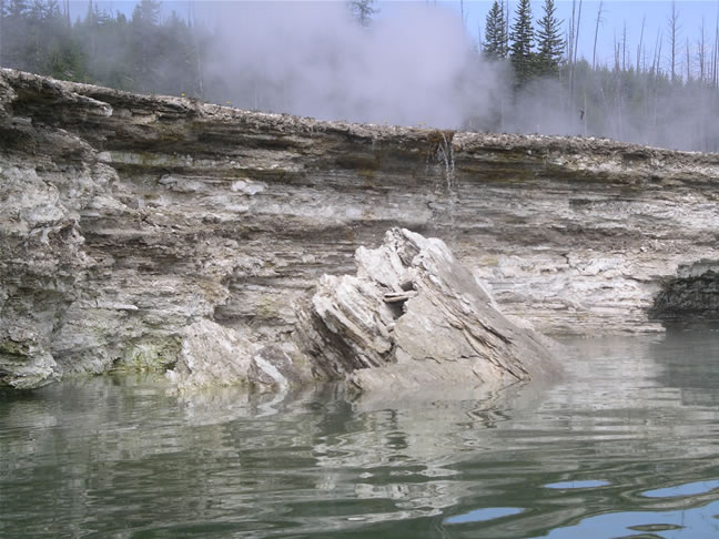 images/A- kayak, West Thumb Geyser Basin (6).jpg